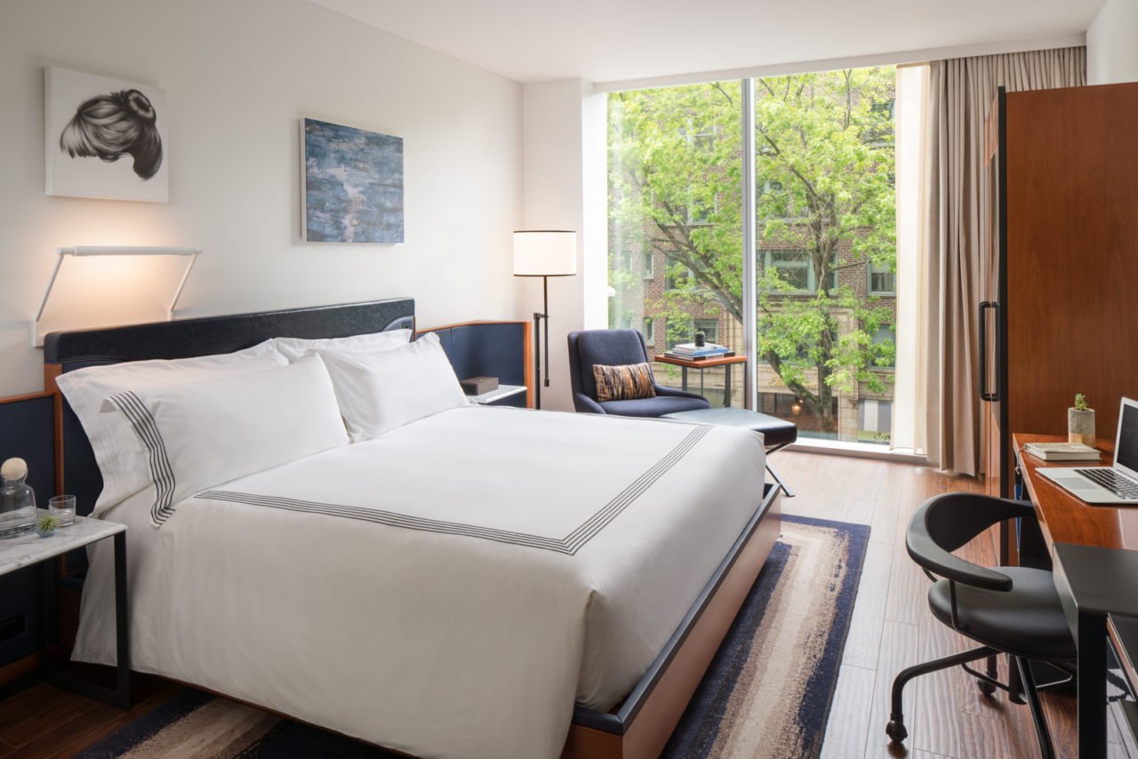 thompson_hotels_seattle_deluxe_city_view